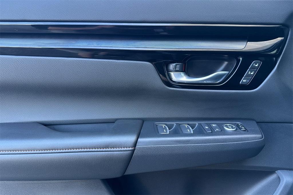 new 2026 Honda CR-V Hybrid car, priced at $44,155