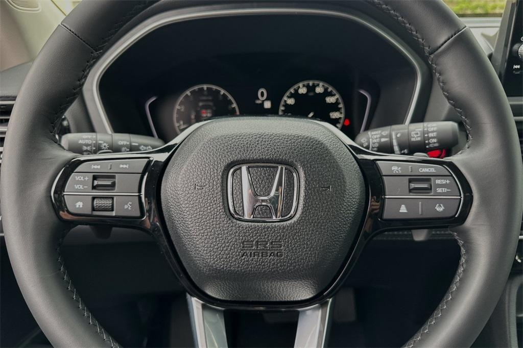 new 2025 Honda Pilot car, priced at $45,405