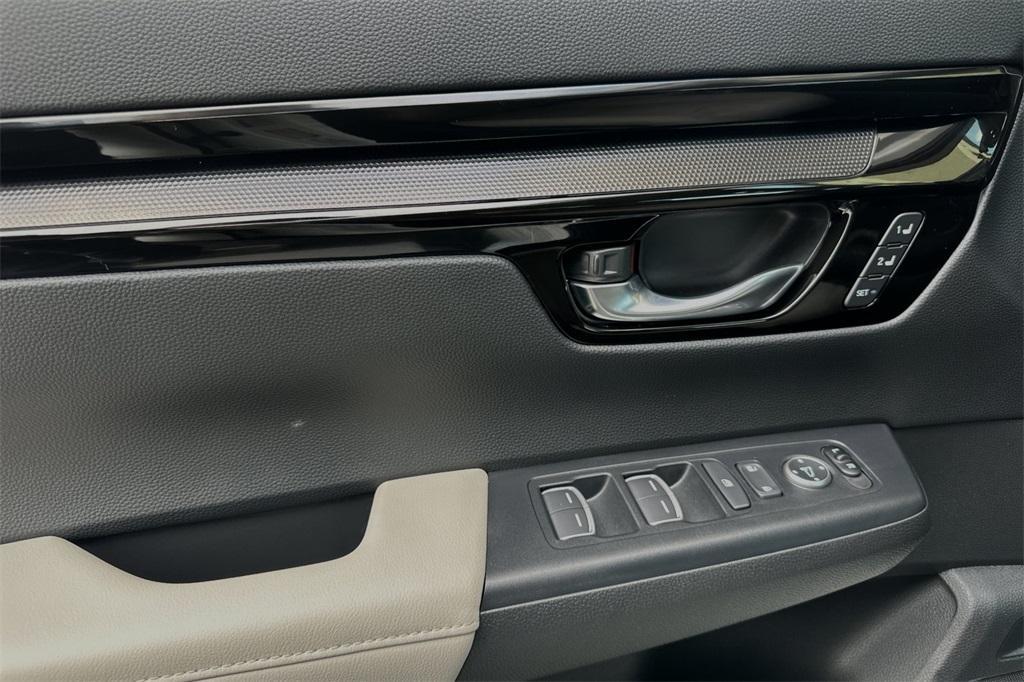 new 2025 Honda CR-V car, priced at $38,350