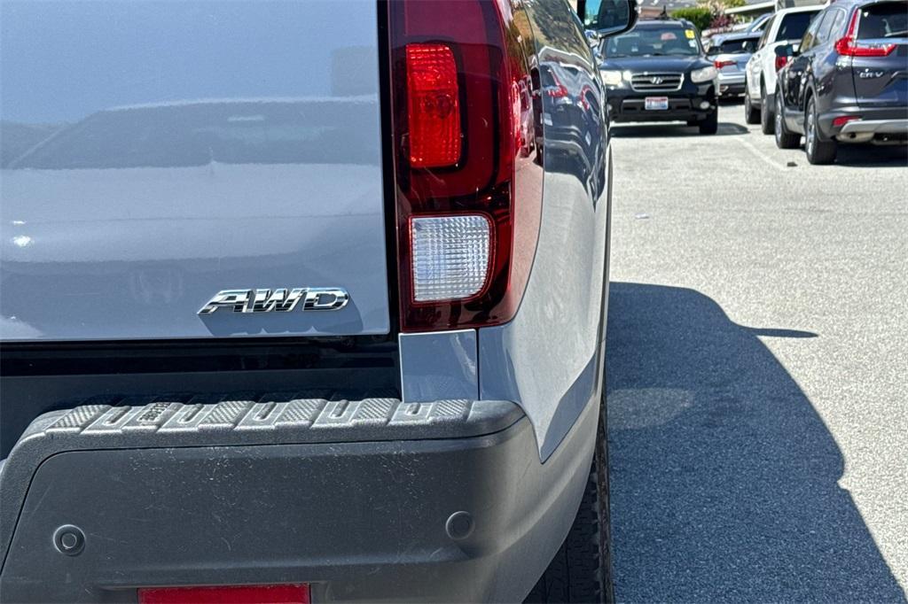 used 2023 Honda Ridgeline car, priced at $33,650