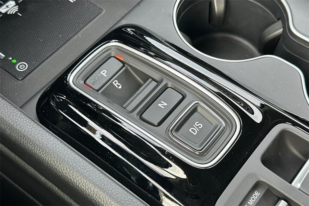 new 2025 Honda Pilot car, priced at $44,950