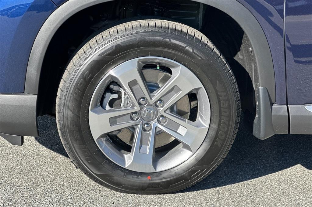 new 2025 Honda Pilot car, priced at $44,950
