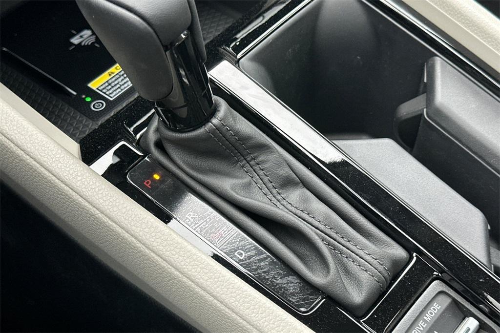 new 2025 Honda Accord Hybrid car