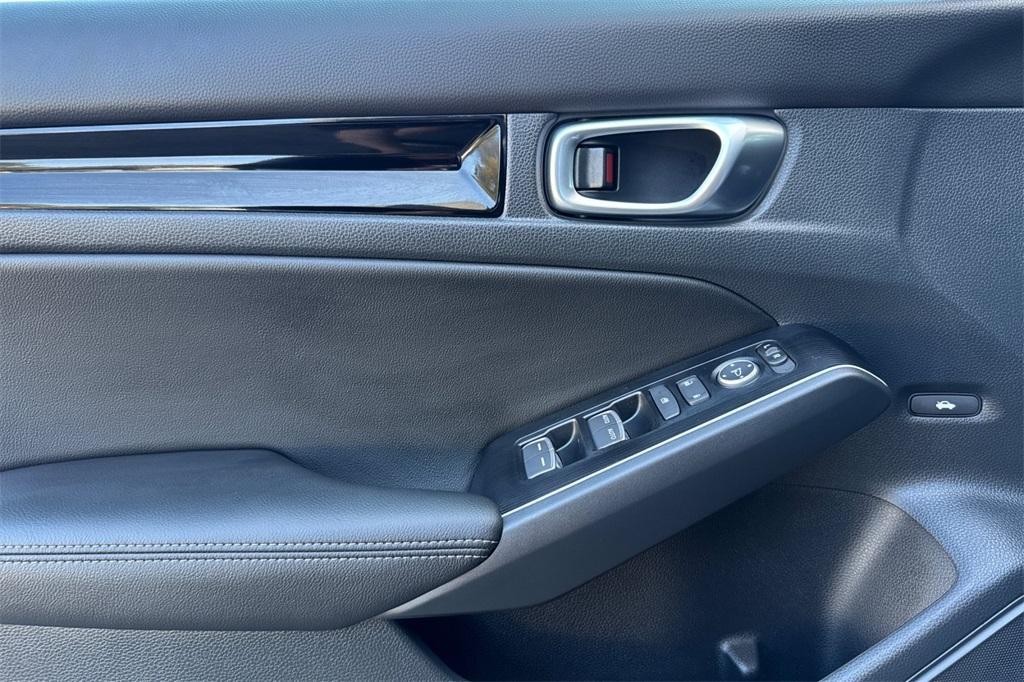 new 2026 Honda Civic Hybrid car, priced at $33,945