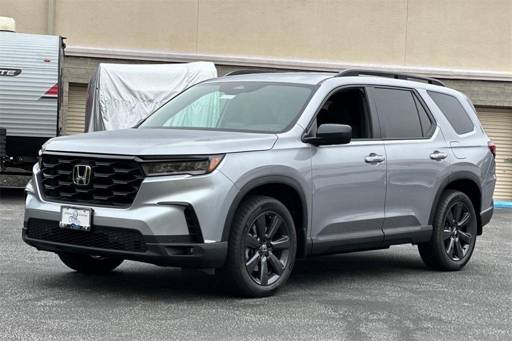 new 2025 Honda Pilot car, priced at $44,500