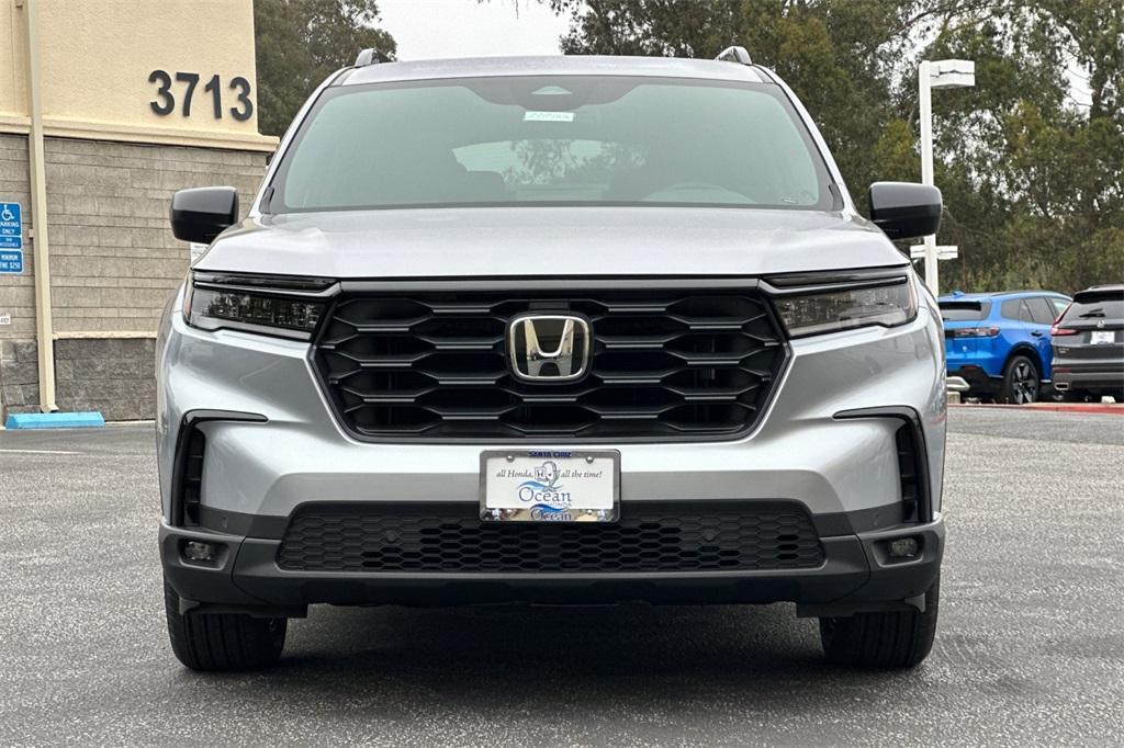 new 2025 Honda Pilot car, priced at $44,500