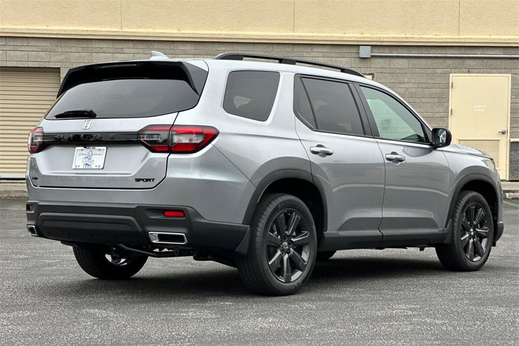 new 2025 Honda Pilot car, priced at $44,500