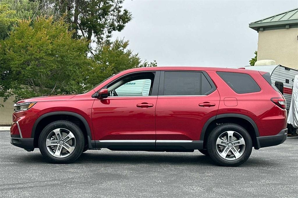 new 2025 Honda Pilot car, priced at $46,080