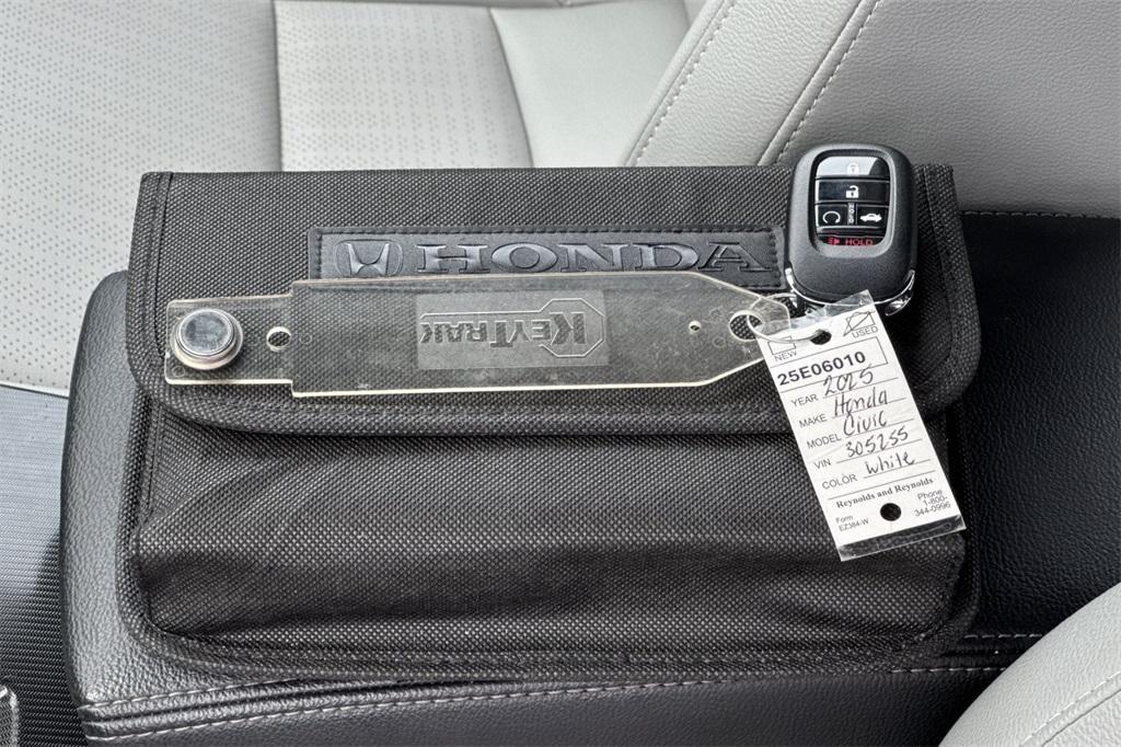 used 2025 Honda Civic Hybrid car, priced at $28,599