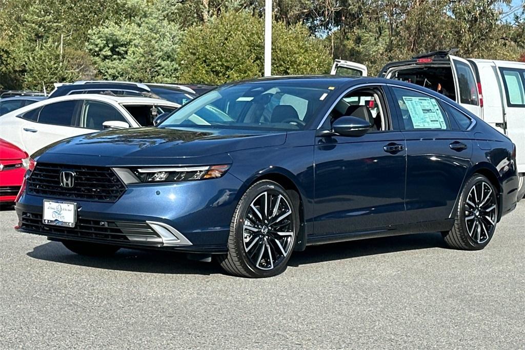 new 2025 Honda Accord Hybrid car, priced at $40,450