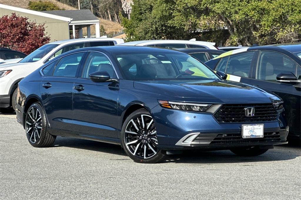 new 2025 Honda Accord Hybrid car, priced at $40,450