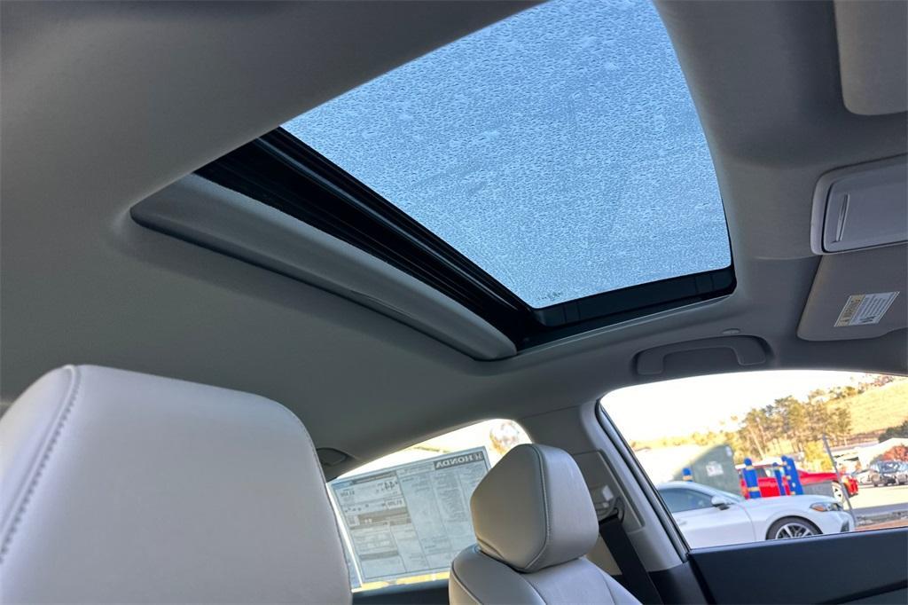 new 2025 Honda Accord Hybrid car, priced at $40,950