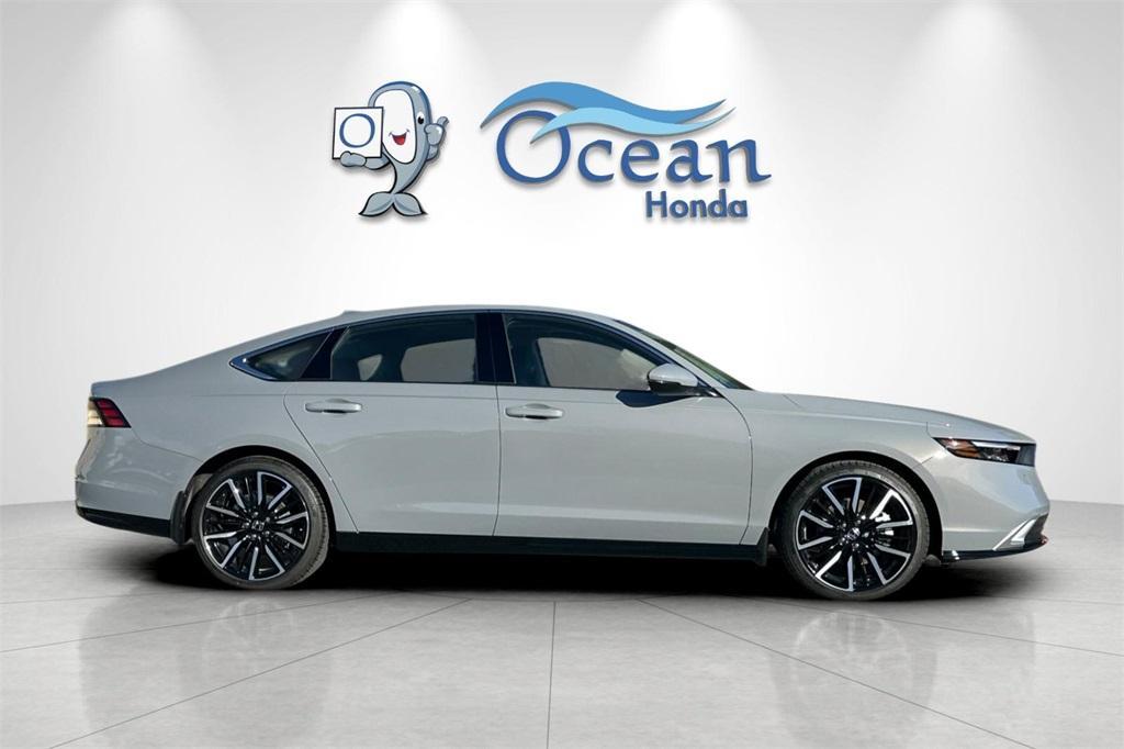 new 2025 Honda Accord Hybrid car, priced at $40,950