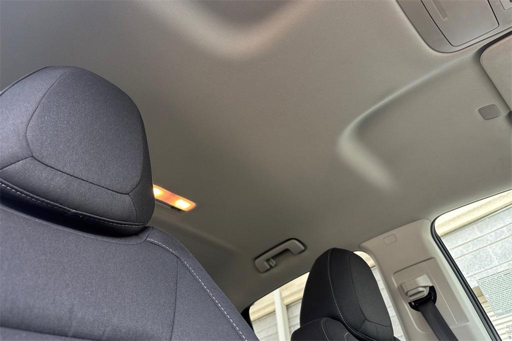 used 2022 GMC Canyon car, priced at $33,334