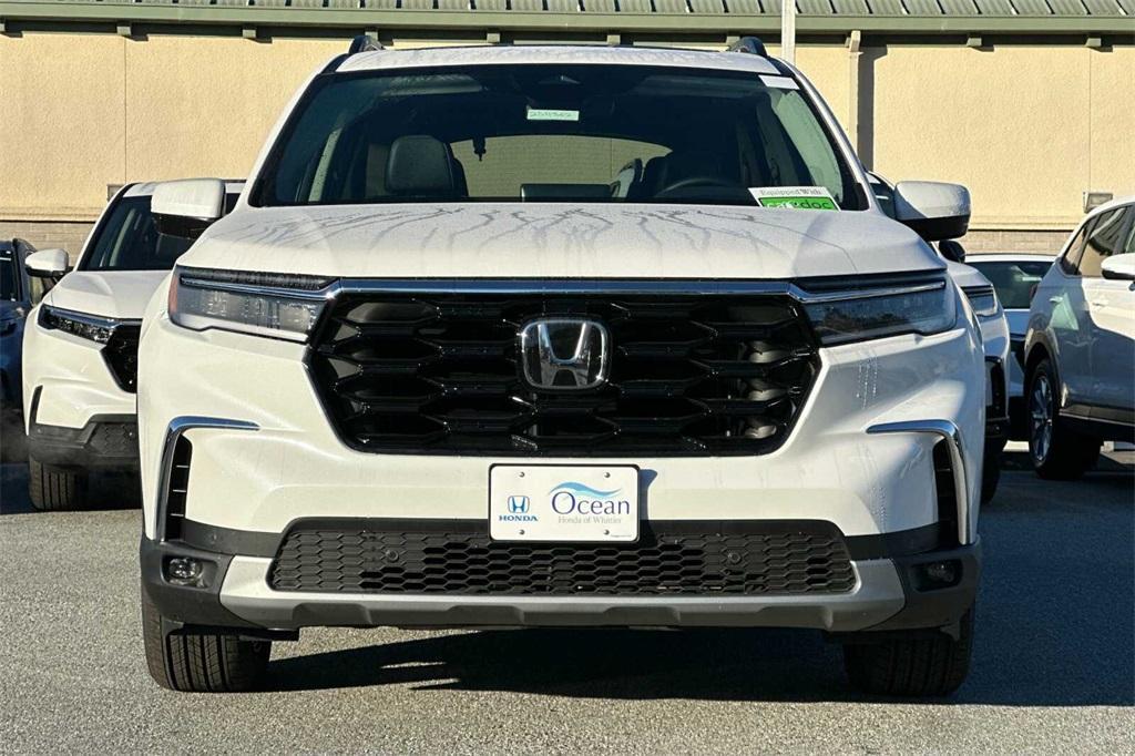 new 2025 Honda Pilot car