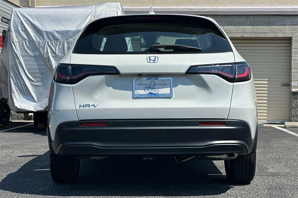 new 2025 Honda HR-V car, priced at $28,705