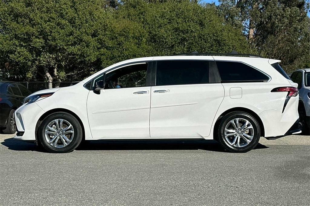 used 2022 Toyota Sienna car, priced at $47,777