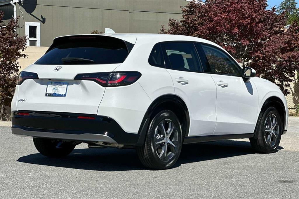 new 2025 Honda HR-V car