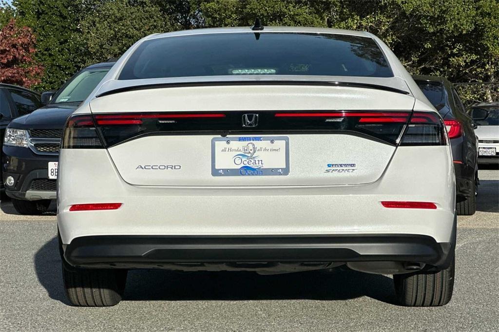 new 2025 Honda Accord Hybrid car