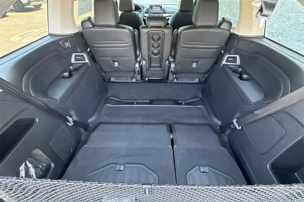 new 2026 Honda Odyssey car, priced at $46,140