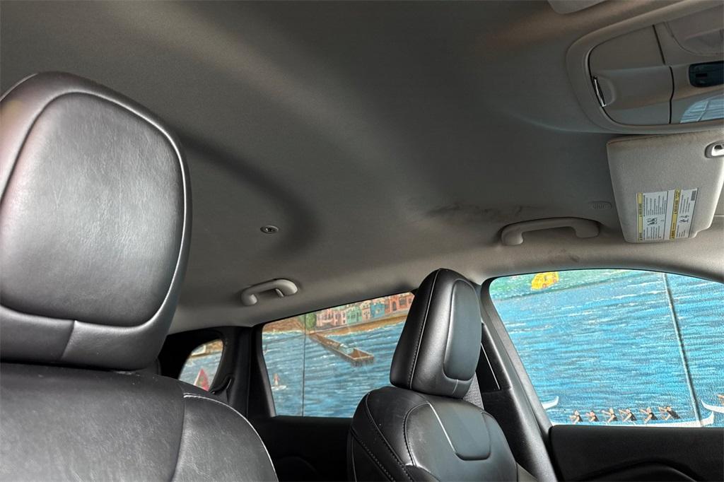 used 2020 Jeep Cherokee car, priced at $16,770