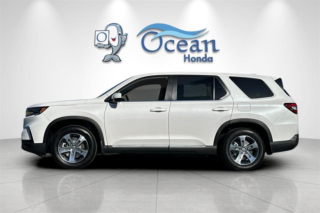 new 2025 Honda Pilot car, priced at $48,280