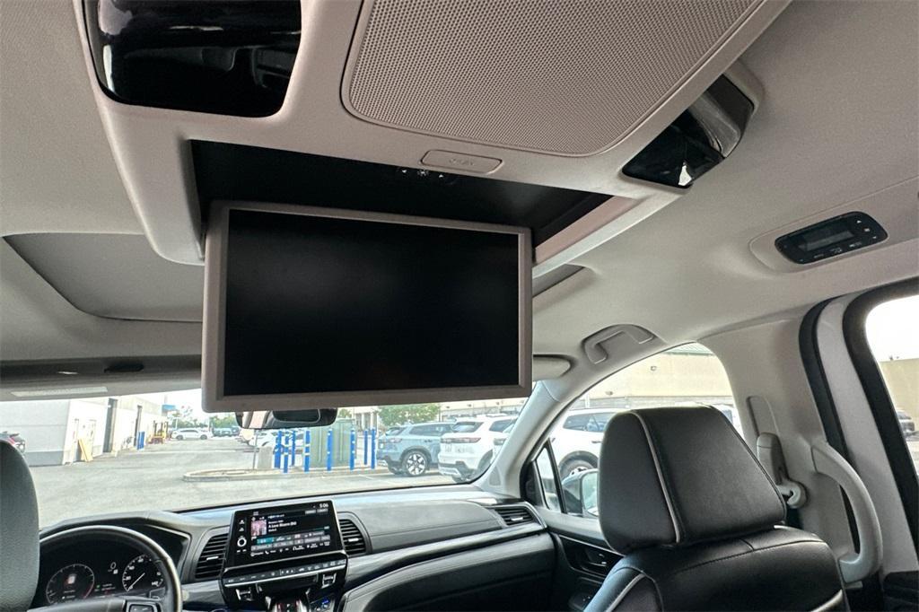 used 2025 Honda Odyssey car, priced at $45,499