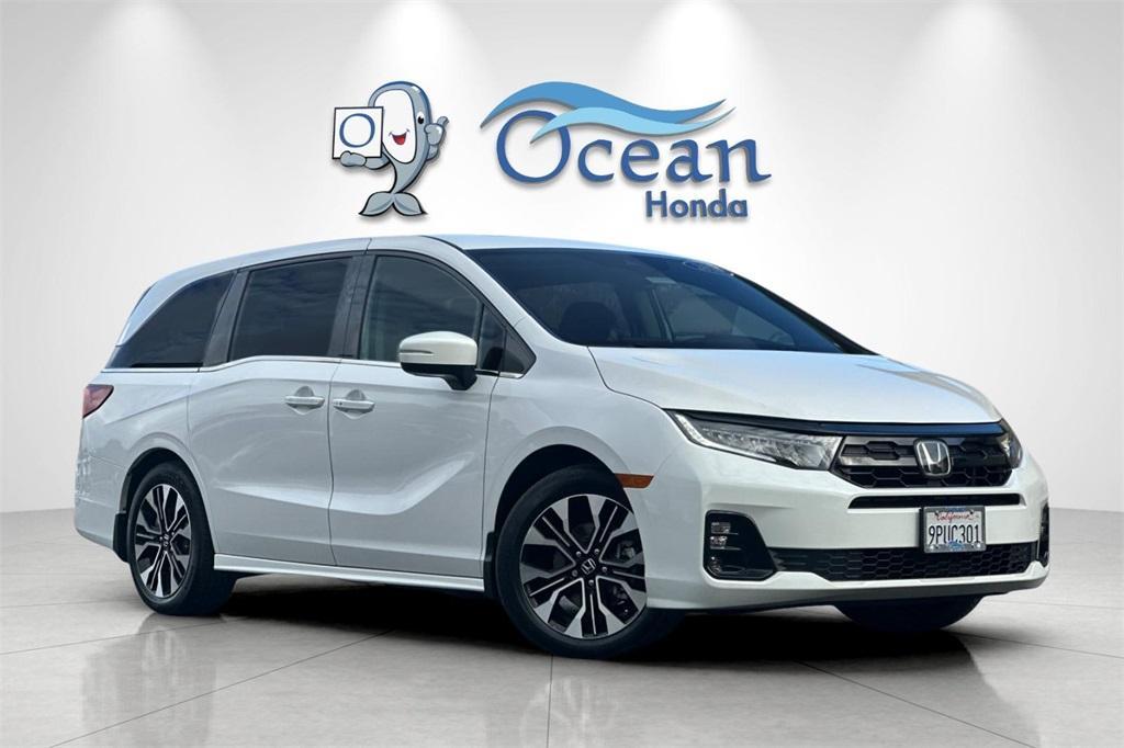 used 2025 Honda Odyssey car, priced at $45,499