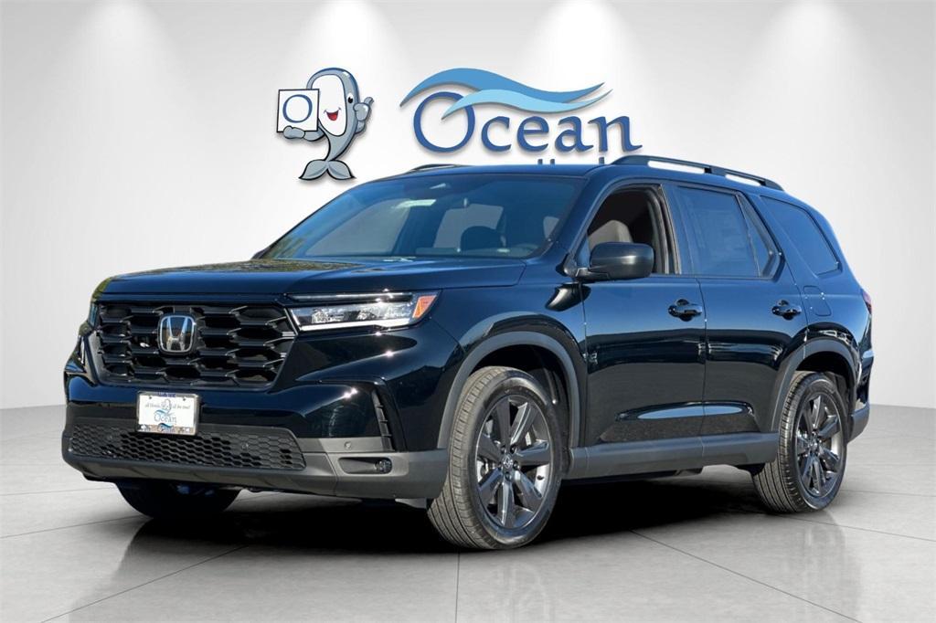 new 2025 Honda Pilot car, priced at $43,750