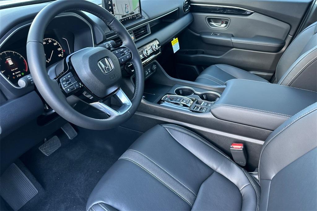 new 2025 Honda Pilot car, priced at $48,950