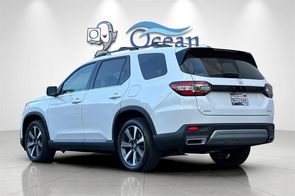 used 2023 Honda Pilot car, priced at $42,261