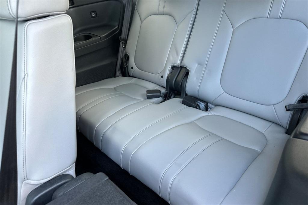 used 2023 Honda Pilot car, priced at $42,261