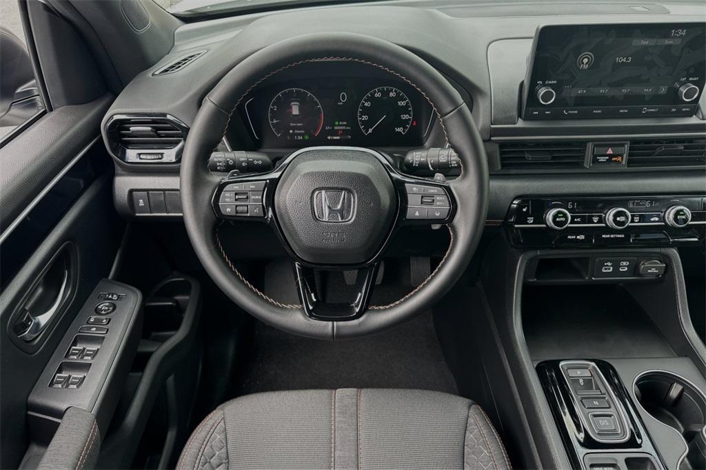 new 2025 Honda Pilot car