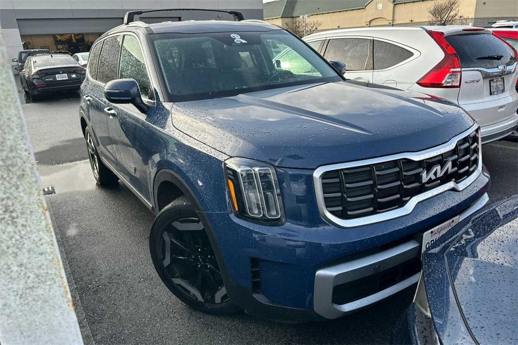 used 2023 Kia Telluride car, priced at $31,811