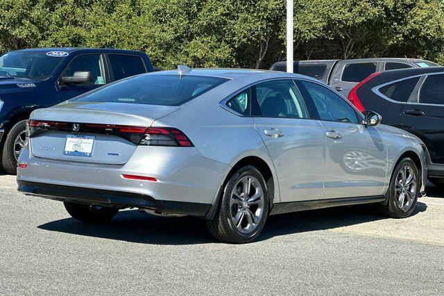 new 2024 Honda Accord Hybrid car