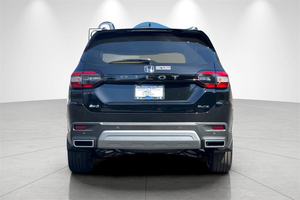new 2025 Honda Pilot car, priced at $54,575