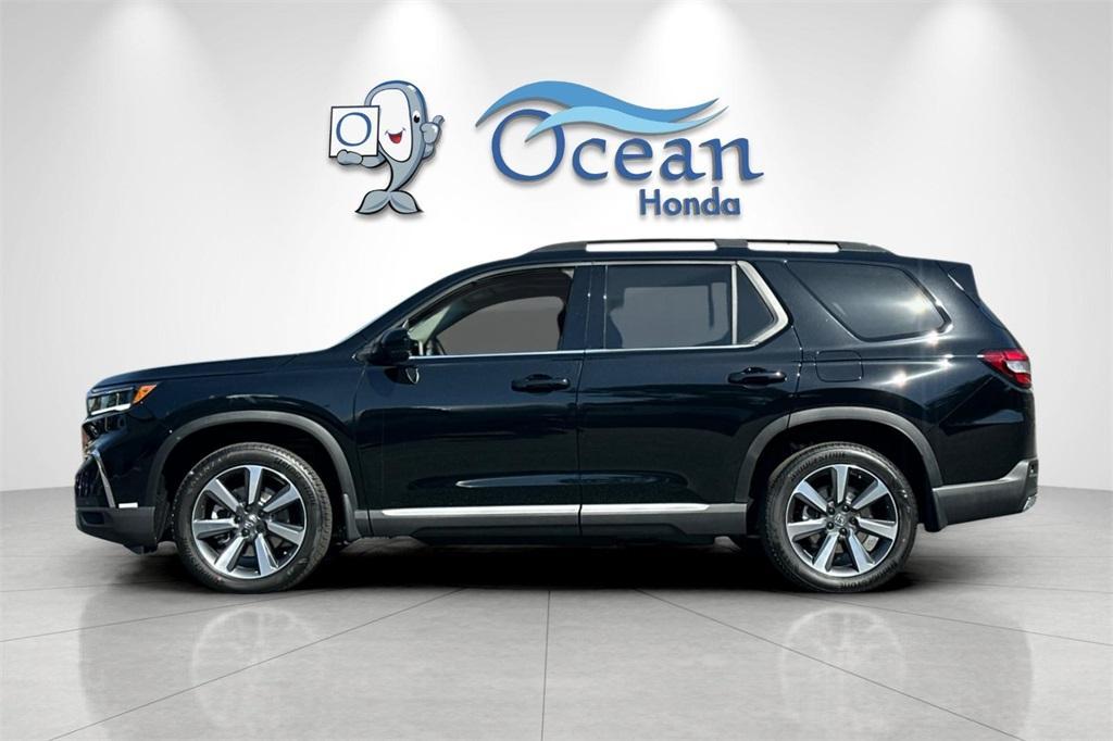 new 2025 Honda Pilot car, priced at $54,575