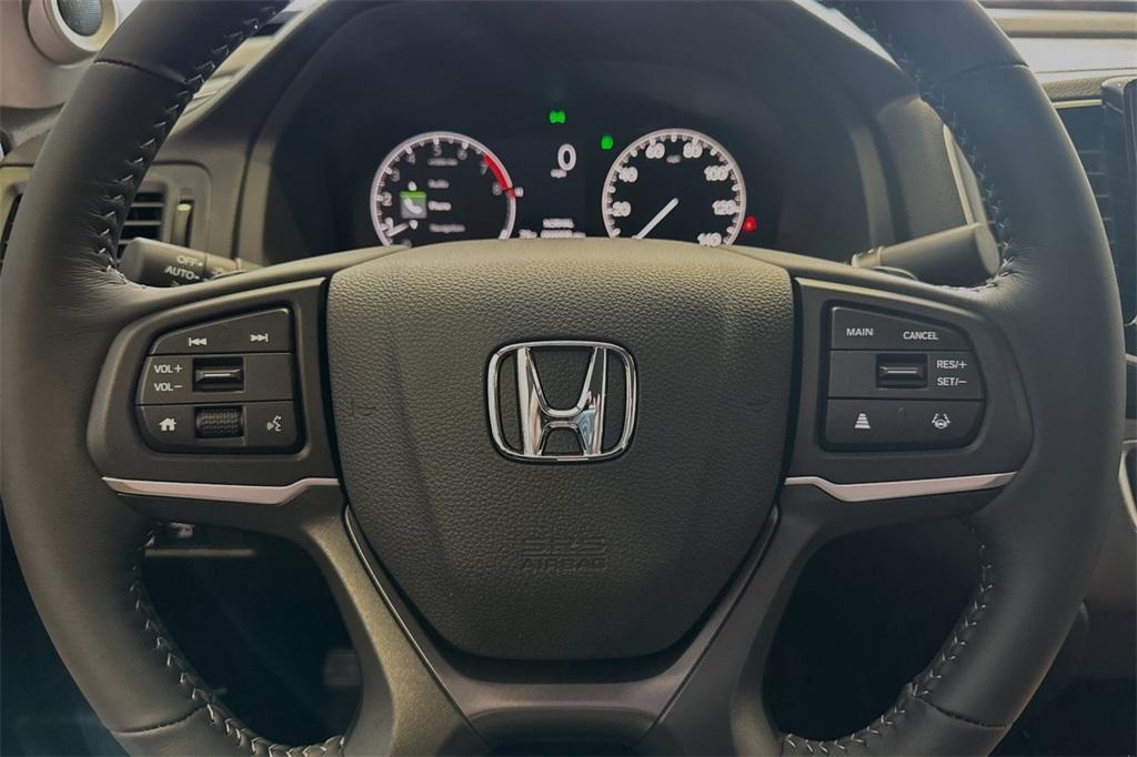 new 2025 Honda Ridgeline car, priced at $40,605