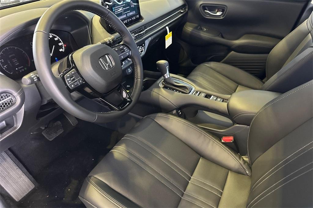 new 2025 Honda HR-V car, priced at $32,395