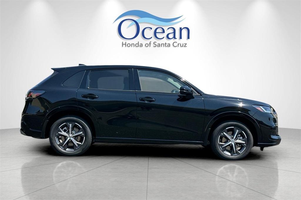 new 2025 Honda HR-V car