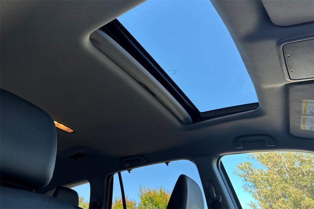 used 2021 Honda Pilot car, priced at $29,630
