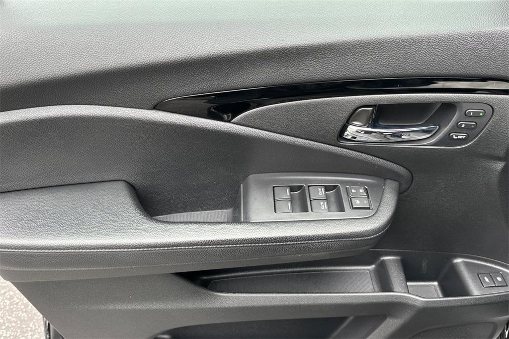used 2019 Honda Passport car, priced at $24,999