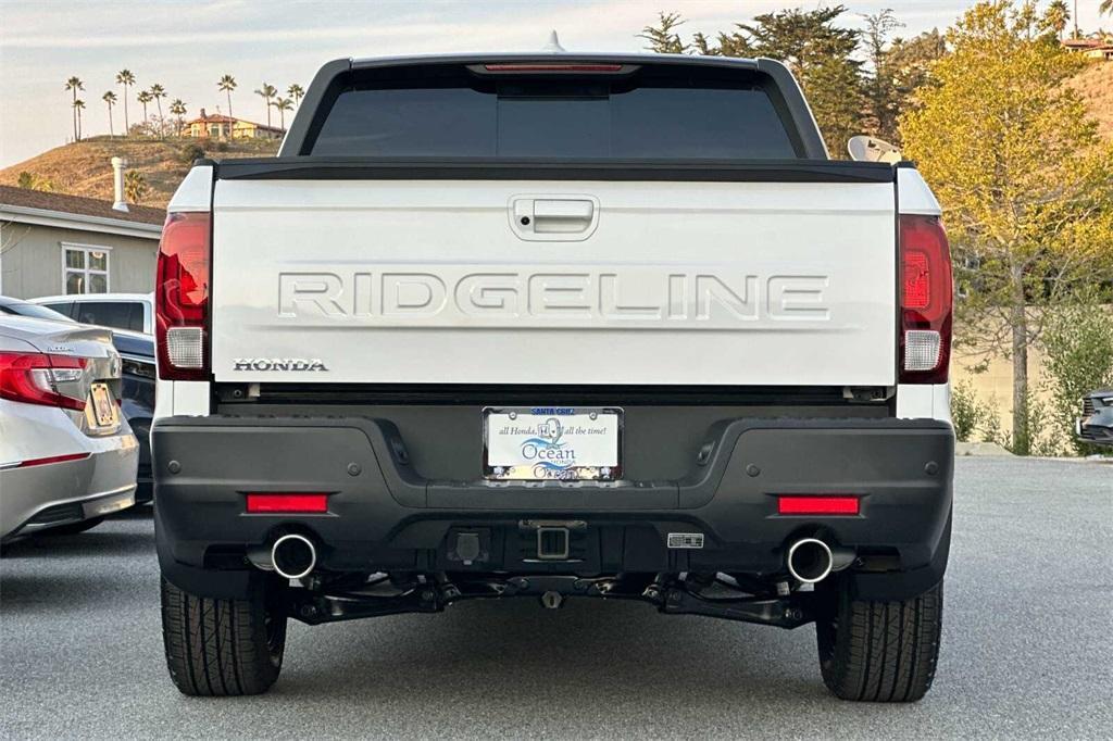 new 2025 Honda Ridgeline car, priced at $48,600