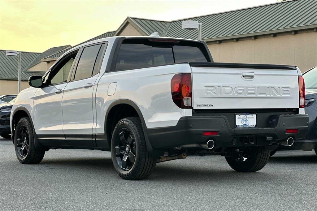 new 2025 Honda Ridgeline car, priced at $48,600