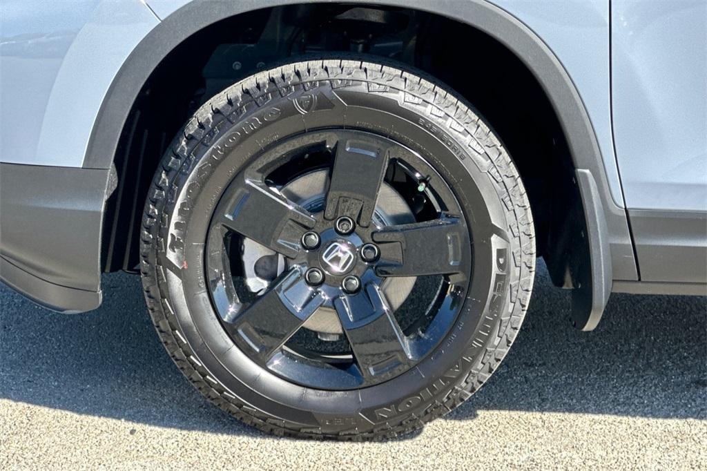 new 2025 Honda Ridgeline car, priced at $49,185