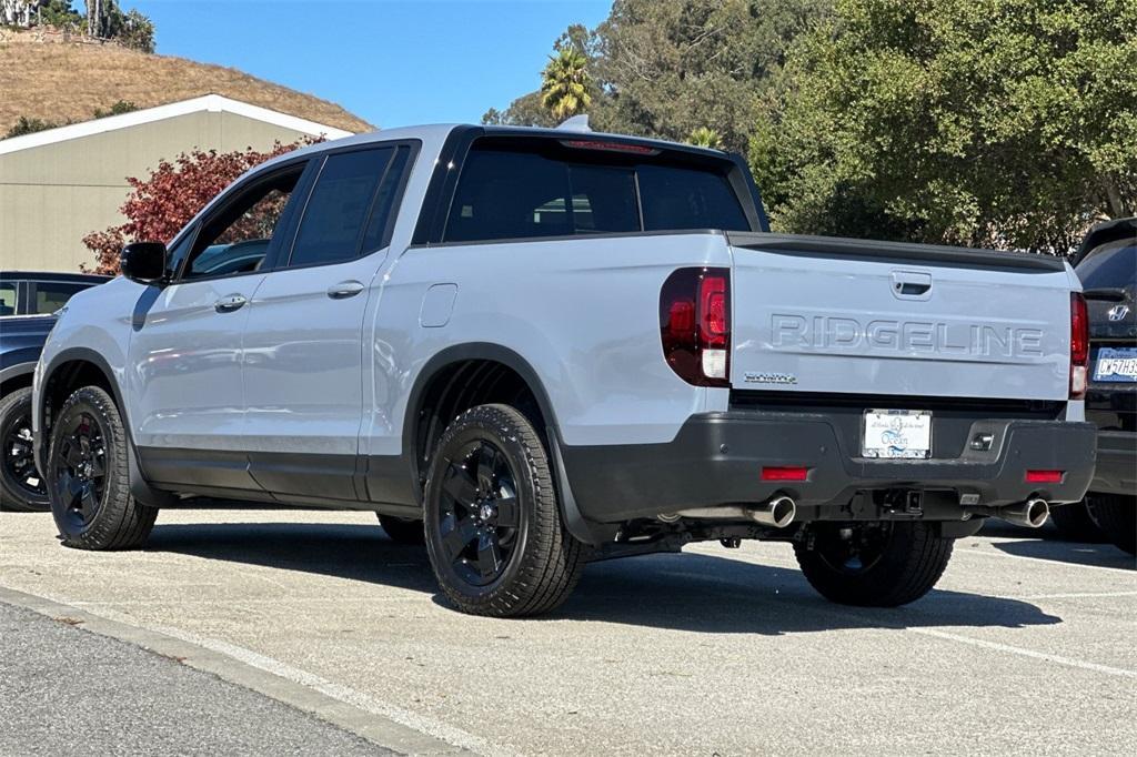 new 2025 Honda Ridgeline car, priced at $49,185