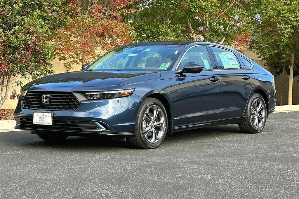 new 2024 Honda Accord Hybrid car