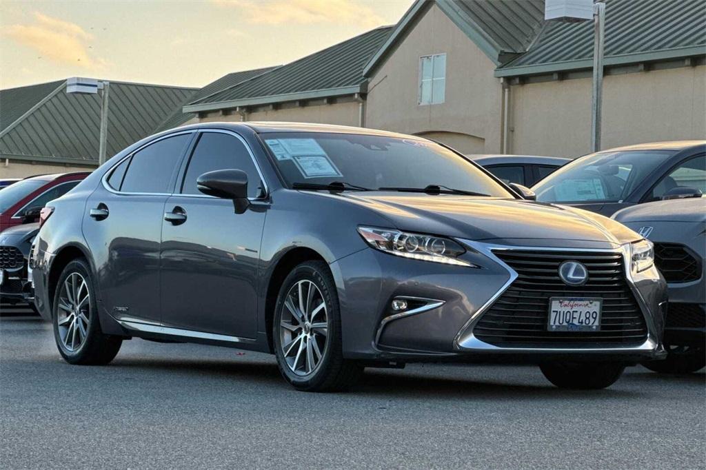 used 2016 Lexus ES 300h car, priced at $19,995