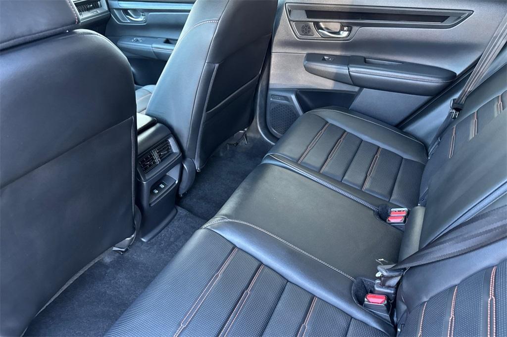 new 2026 Honda CR-V Hybrid car, priced at $42,075