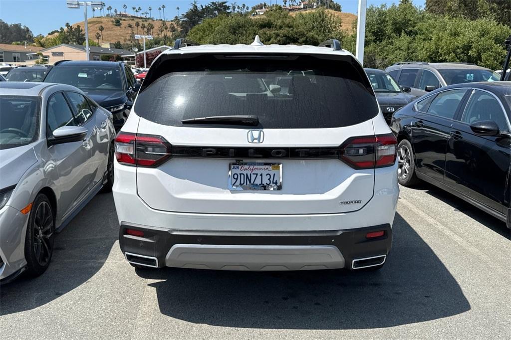 used 2025 Honda Pilot car, priced at $44,875